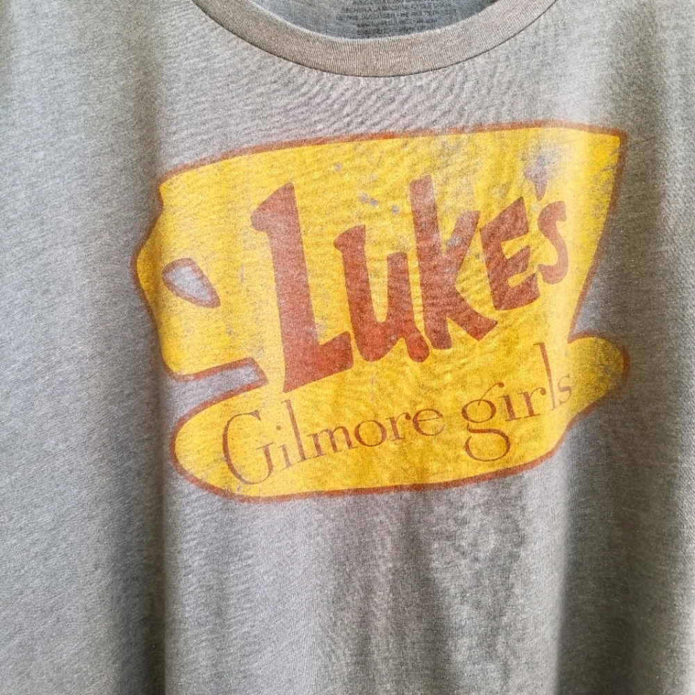 Gilmore Girl’s TV Show Souvenir T-Shirt. Large - Picture 2 of 6